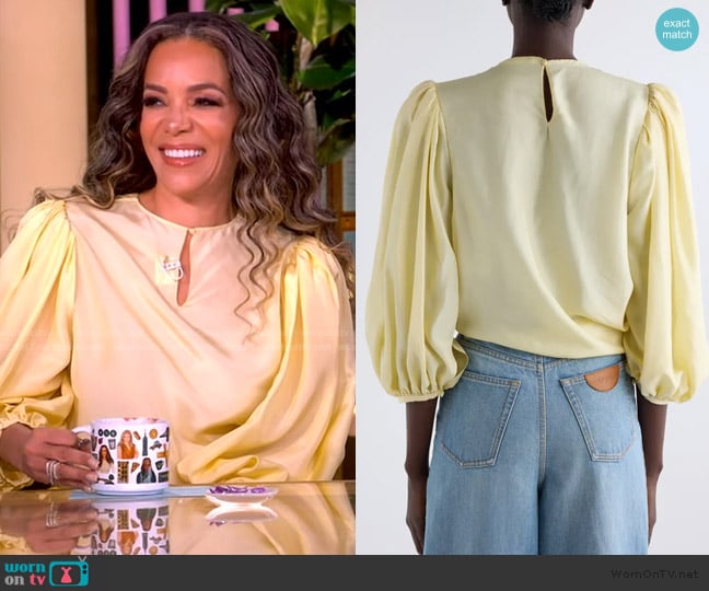 Chloe Draped Crop Top worn by Sunny Hostin on The View