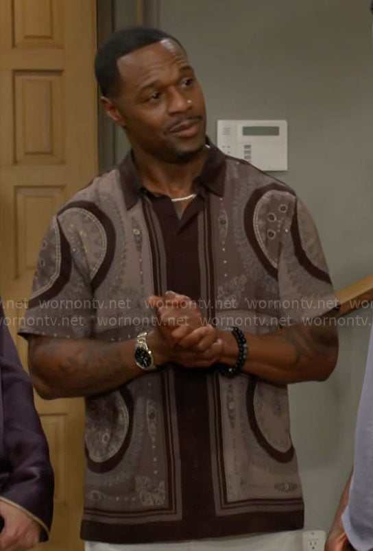 Damian’s brown and black printed shirt on The Young and the Restless