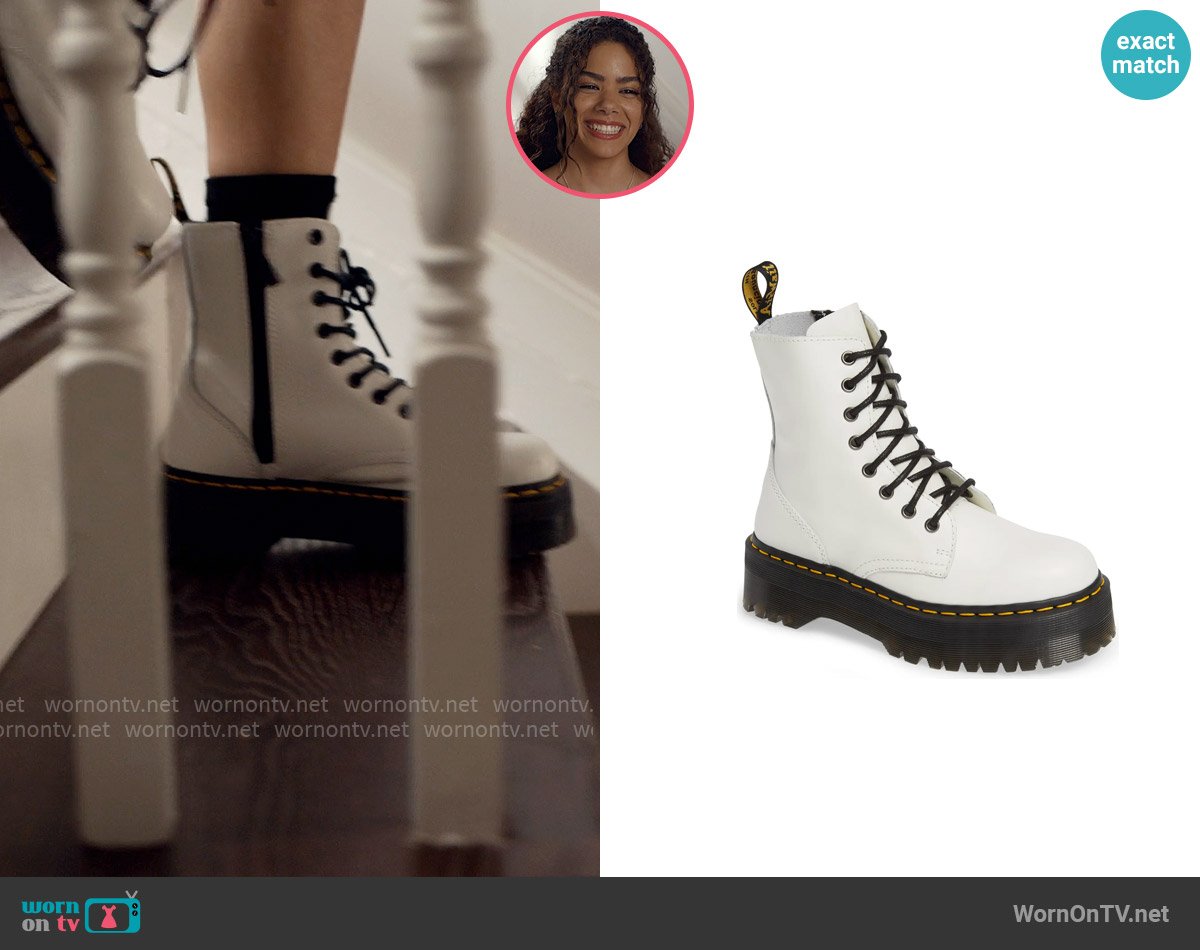 Dr Martens Jadon Boots worn by Ginny Miller (Antonia Gentry) on Ginny & Georgia