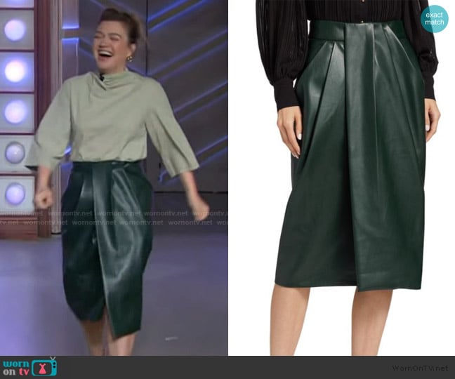 Elie Tahari Vicki Faux Leather Knee-Leather Skirt worn by Kelly Clarkson on The Kelly Clarkson Show