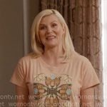 Ellen’s coral leopard graphic tee on Ginny & Georgia