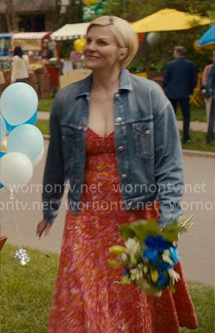 Ellen’s red paisley midi dress and denim jacket on Ginny & Georgia