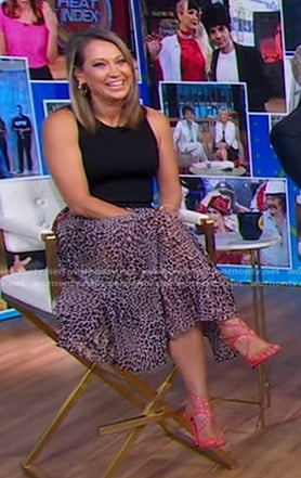 Ginger’s pink strappy sandals on Good Morning America