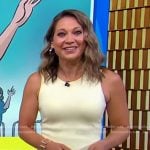 Ginger’s yellow ribbed sleeveless dress on Good Morning America