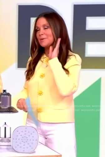 Gretta’s yellow cardigan on The View