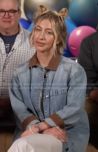 Heidi Gardner's denim jacket with corduroy collar on Today