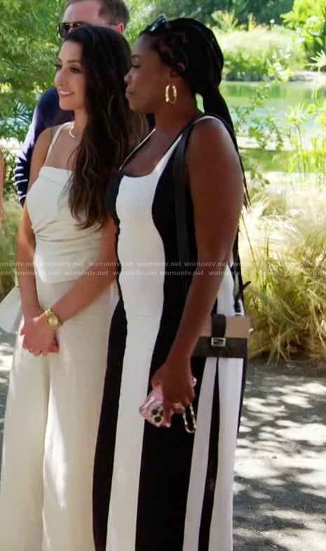 Jasmine's two-tone shoulder bag on The Valley