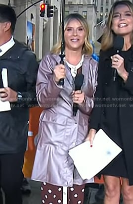 Jenna’s purple rain coat on Today