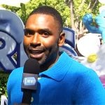 Justin’s blue polo on E! News