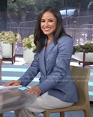 Kaylee's blue double breasted blazser on Today