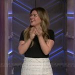 Kelly’s tweed mini skirt on The Kelly Clarkson Show