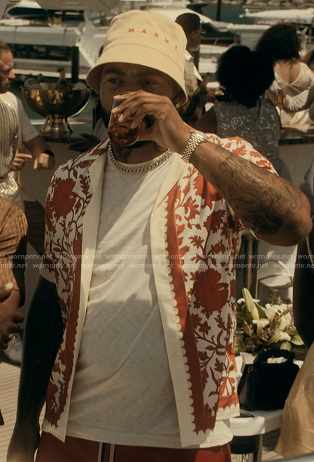 Knucks’s red floral print shirt on The Chi