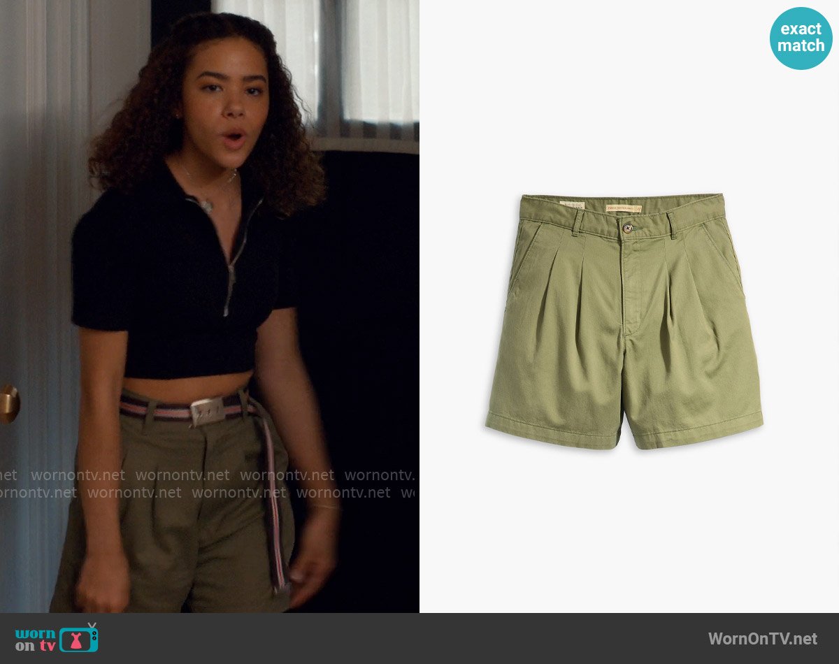 Levis Pleated Women's Trouser Shorts worn by Ginny Miller (Antonia Gentry) on Ginny & Georgia