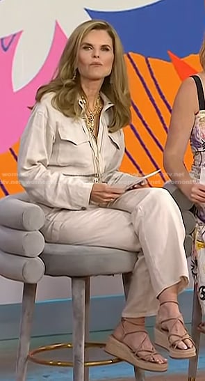 Maria's beige wedge sandals on Today