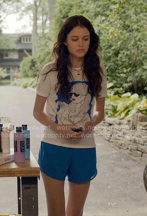 Maxine's graphic t-shirt on Ginny & Georgia