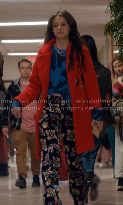 Maxine's blue printed sweater and floral pants on Ginny & Georgia