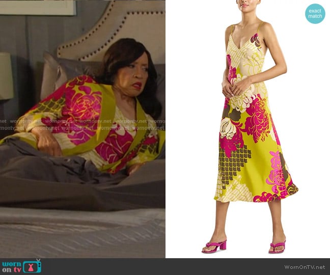 Natori Rimini Satin Nightgown worn by Paulina Price (Jackée Harry) on Days of our Lives