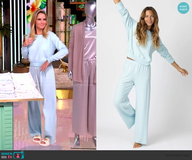 PJ Harlow Alyn and Sam Set worn by Sara Haines on The View