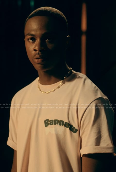 Bakari's pink printed shirt on The Chi