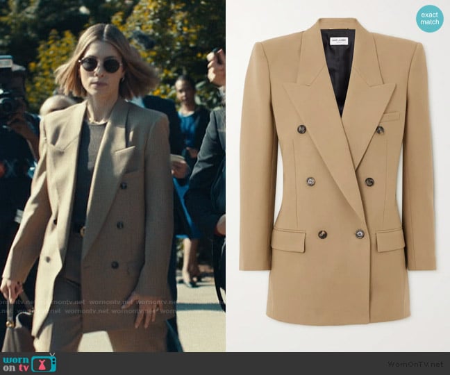 Chloe’s beige blazer on The Better Sister