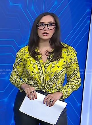 Savannah’s yellow bandana print top on Today