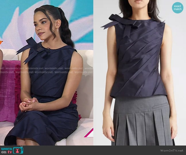Shushu/Tong Side Bows Pleated Top in Navy Blue worn by Antonia Gentry on Today