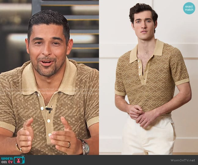 Todd Snyder Linen Sweater Polo in umber worn by Wilmer Valderrama on Access Hollywood