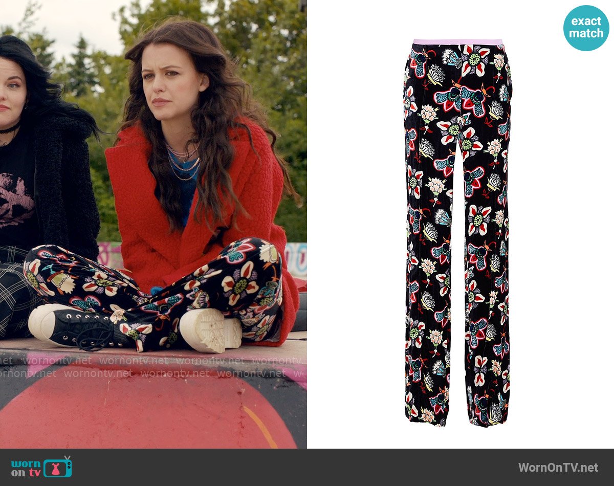 Valentino Garavani Printed Pants worn by Maxine Baker (Sara Waisglass) on Ginny & Georgia