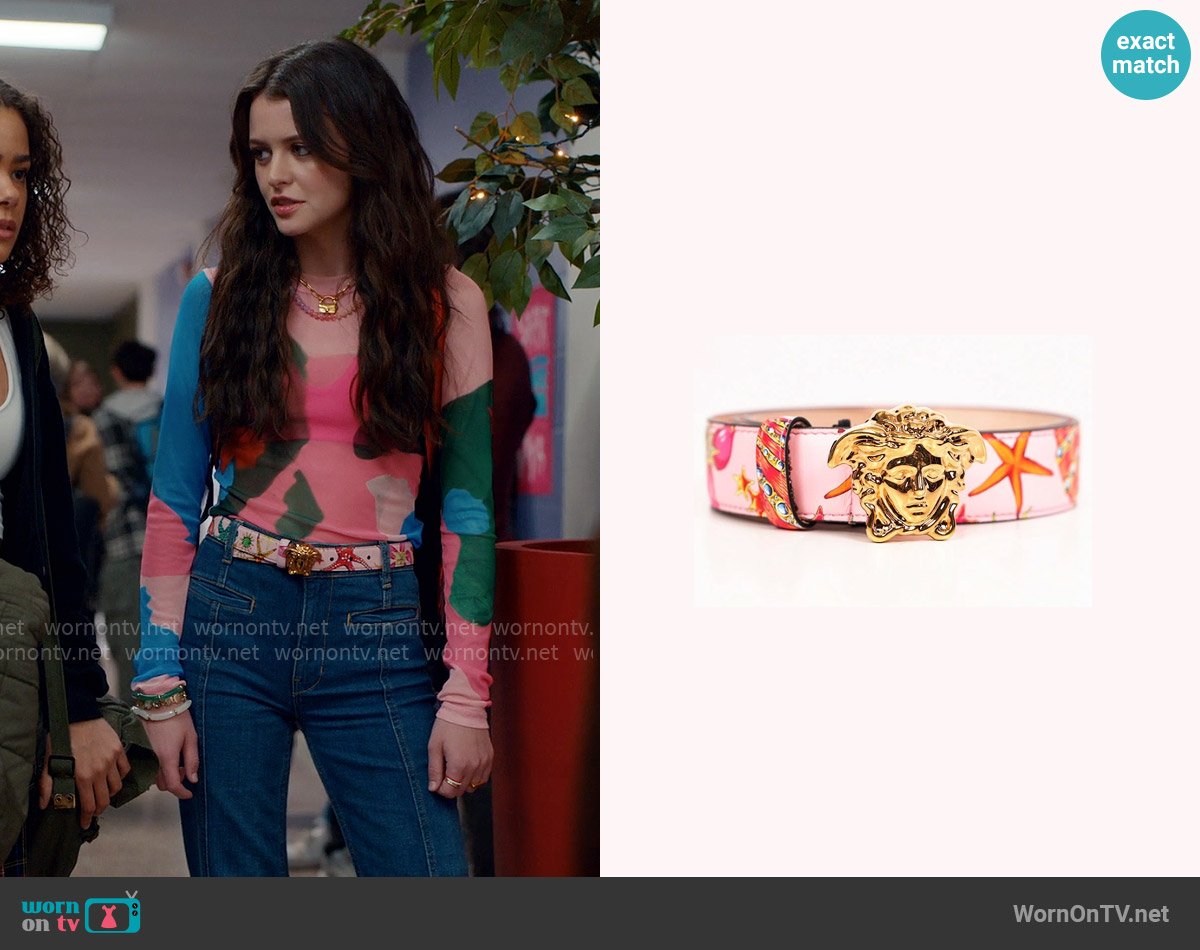 Versace Tresor De La Mer Medusa Belt worn by Maxine Baker (Sara Waisglass) on Ginny & Georgia