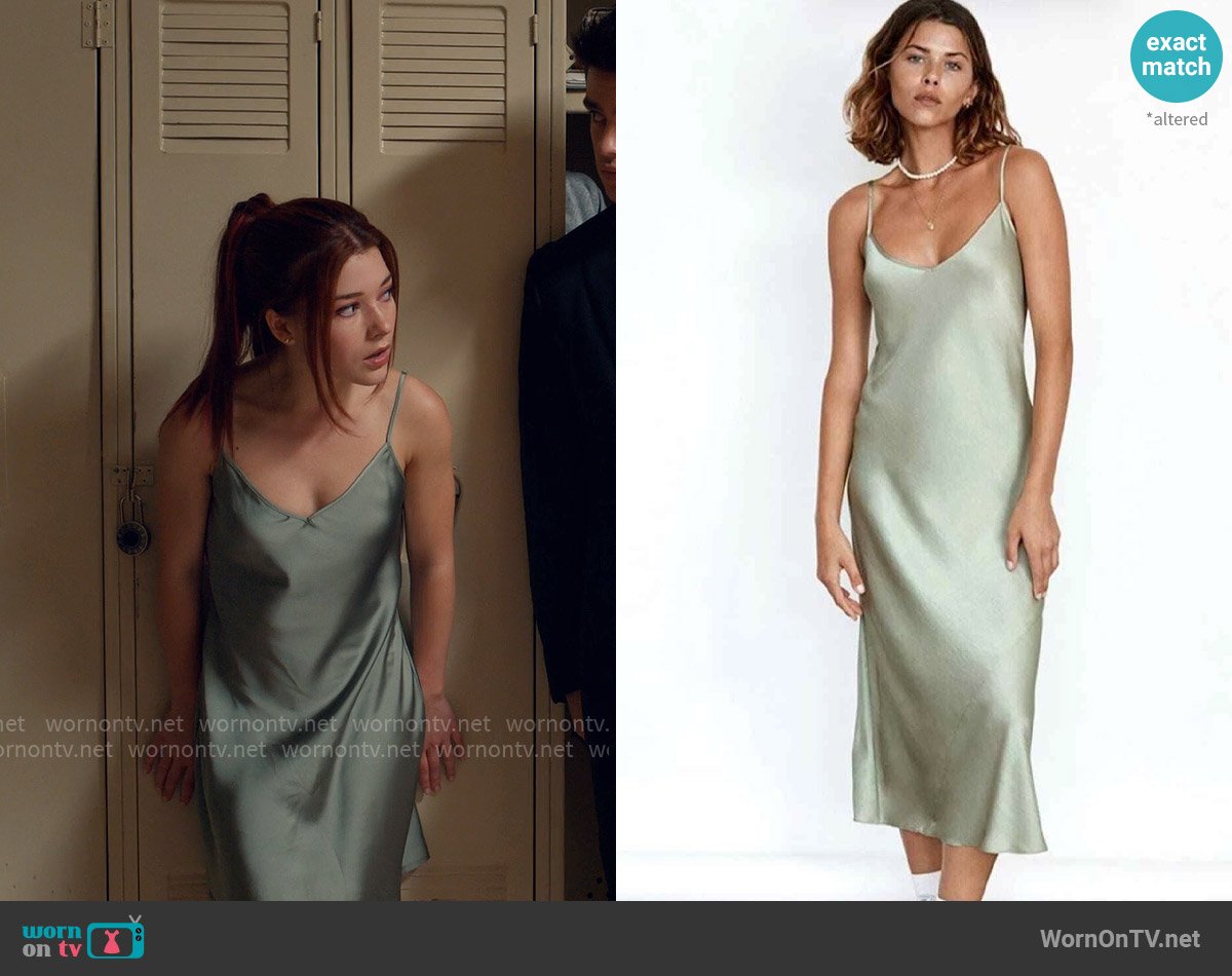 Wilfred at Aritzia Only Slip Dress in Sage Green worn by Abby Littman (Katie Douglas) on Ginny & Georgia