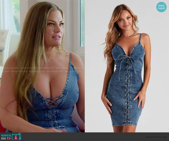 Windsor Laced Up In Denim Dress worn by Brittany Cartwright on The Valley