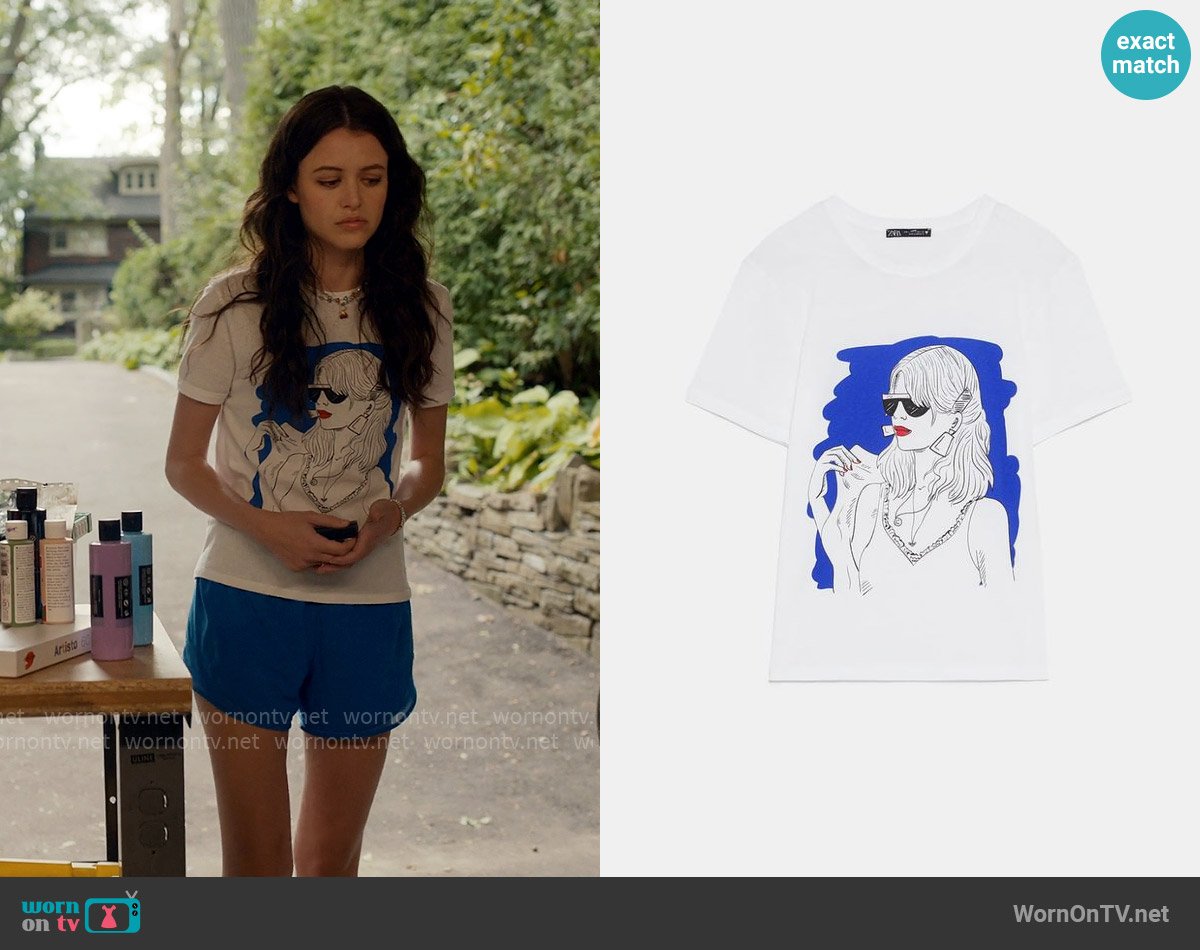 Zara Graphic T-shirt worn by Maxine Baker (Sara Waisglass) on Ginny & Georgia