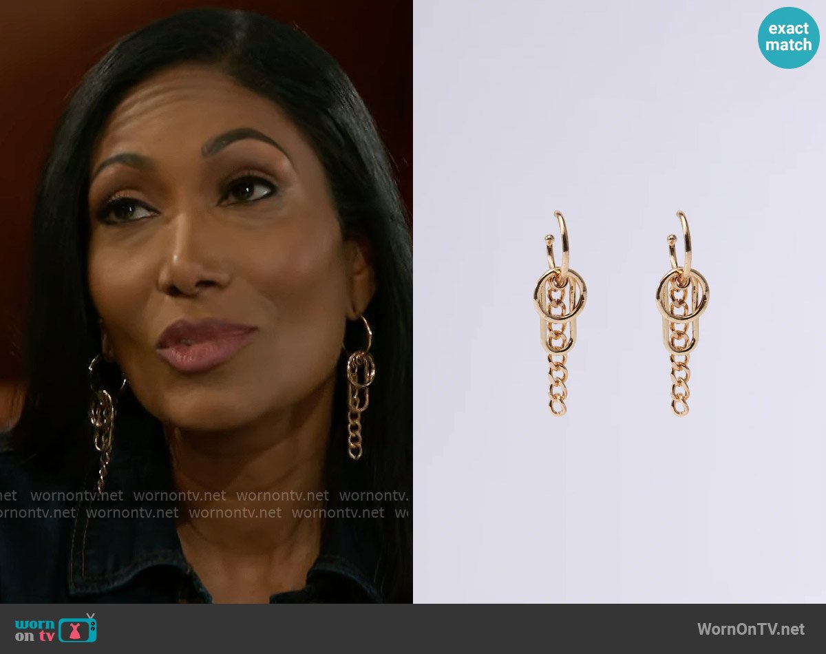 Akira Chain Earrings worn by Dana 'Leslie' Thomas (Trisha Mann-Grant) on Beyond the Gates