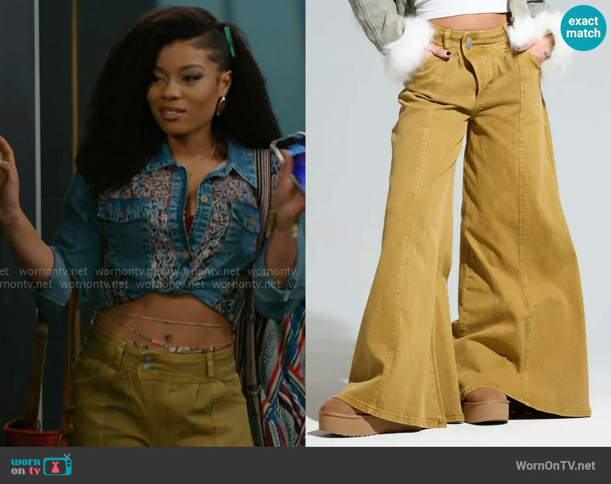 Akira Give It To Me Low Rise Denim Pant worn by Eva Thomas (Ambyr Michelle) on Beyond the Gates