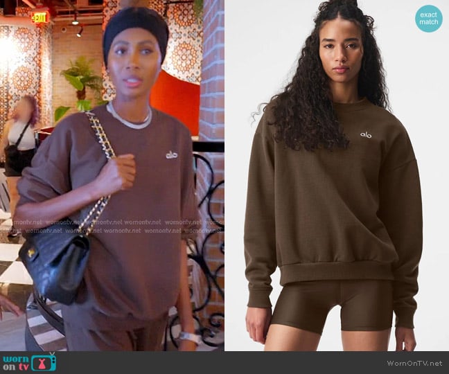 Alo Accolade Crew Neck Pullover in Espresso worn by Kiki Barth (Kiki Barth) on The Real Housewives of Miami