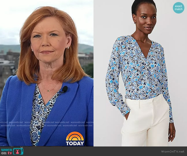Ann Taylor Floral Mixed Media Top in Winter White worn by Kelly O’Donnell on Today