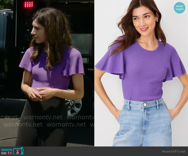 Ann Taylor Lightweight Flare Sleeve Sweater worn by Nicole Sganga on CBS Mornings