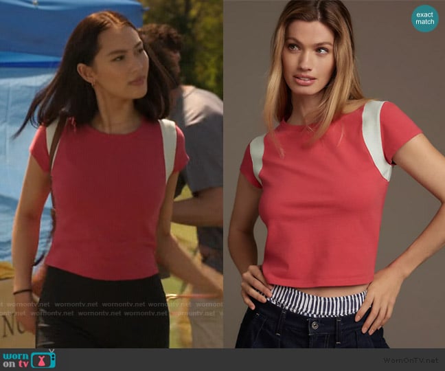 Anthropologie Daily Practice Short-Sleeve Baby Tee worn by Belly Conklin (Lola Tung) on The Summer I Turned Pretty