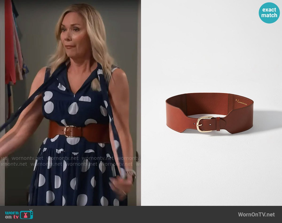 Anthropologie Tabitha Corset Belt worn by Leanne Murphy (Leanne Morgan) on Leanne