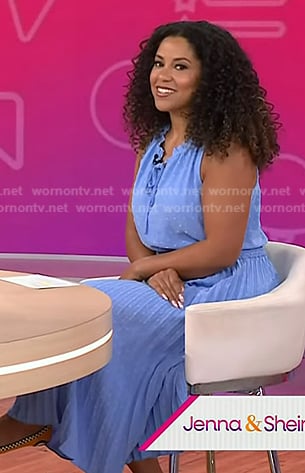 Arianna’s blue pleated dress on Today