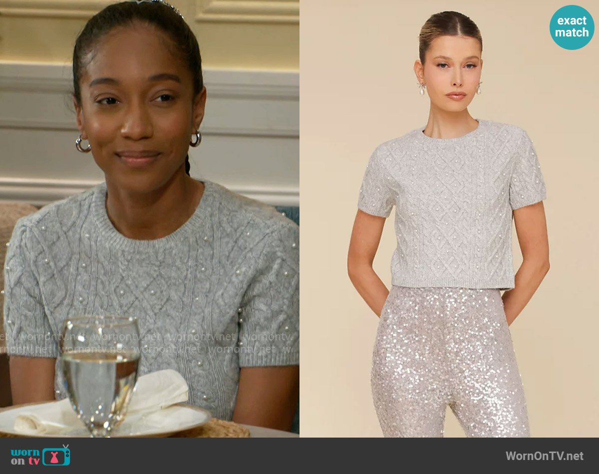 Avec Les Filles Pearl Cable-Knit Cropped Sweater Tee worn by Samantha Richardson (Najah Jackson) on Beyond the Gates