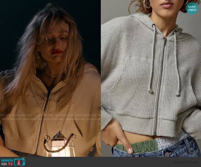 BDG Leah Waffle Knit Zip-up Sweatshirt In Grey worn by Cadence Sinclair Eastman (Emily Alyn Lind) on We Were Liars