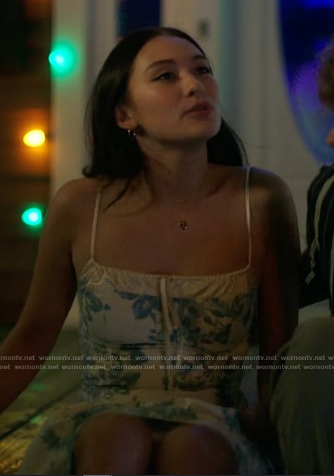 Belly's blue floral print dress on The Summer I Turned Pretty