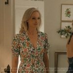 Bess’s floral print mini dress on We Were Liars