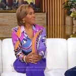 Robin’s black sutdded heel pumps on Good Morning America