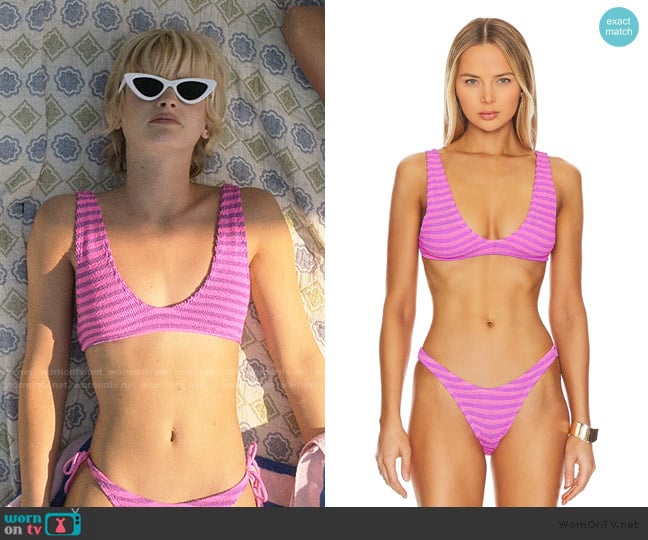 Bond Eye Scout Crop Top worn by Mirren Sinclair Sheffield (Esther McGregor) on We Were Liars