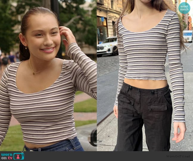 Brandy Melville McKenna Stripe Top worn by Belly Conklin (Lola Tung) on The Summer I Turned Pretty