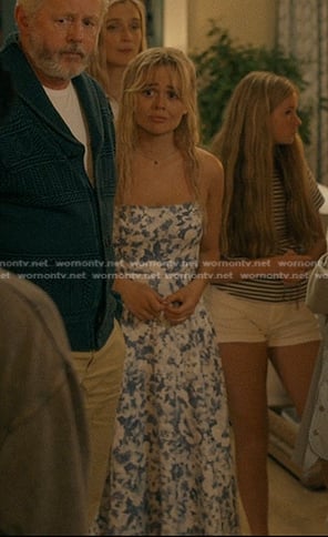 Cadence's white and blue floral midi dress on We Were Liars