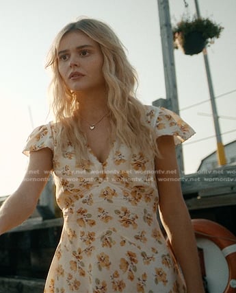 Cadence’s white floral v-neck mini dress on We Were Liars