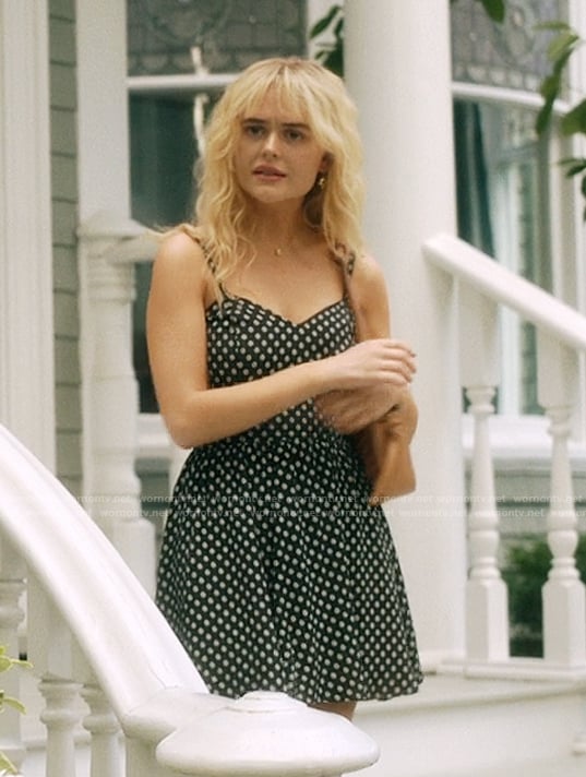 Cadence's navy floral print dress on We Were Liars